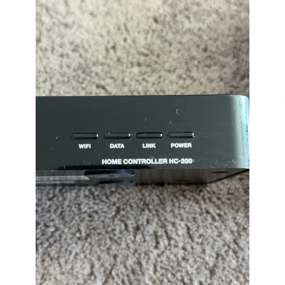 Control4 Smart Home Controller C4-HC200B-E-B Wi-Fi Ethernet USB AV RCA Outputs